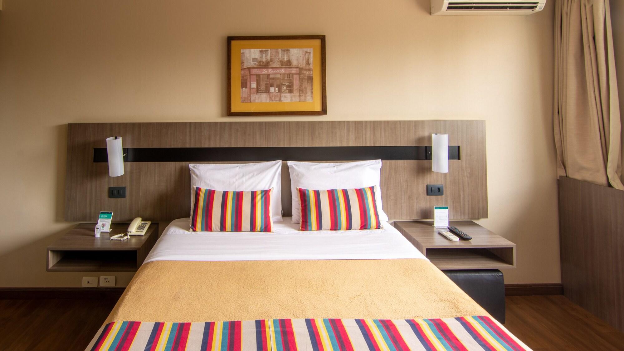Hotel Deville Express Cascavel كاسكافيل المظهر الخارجي الصورة