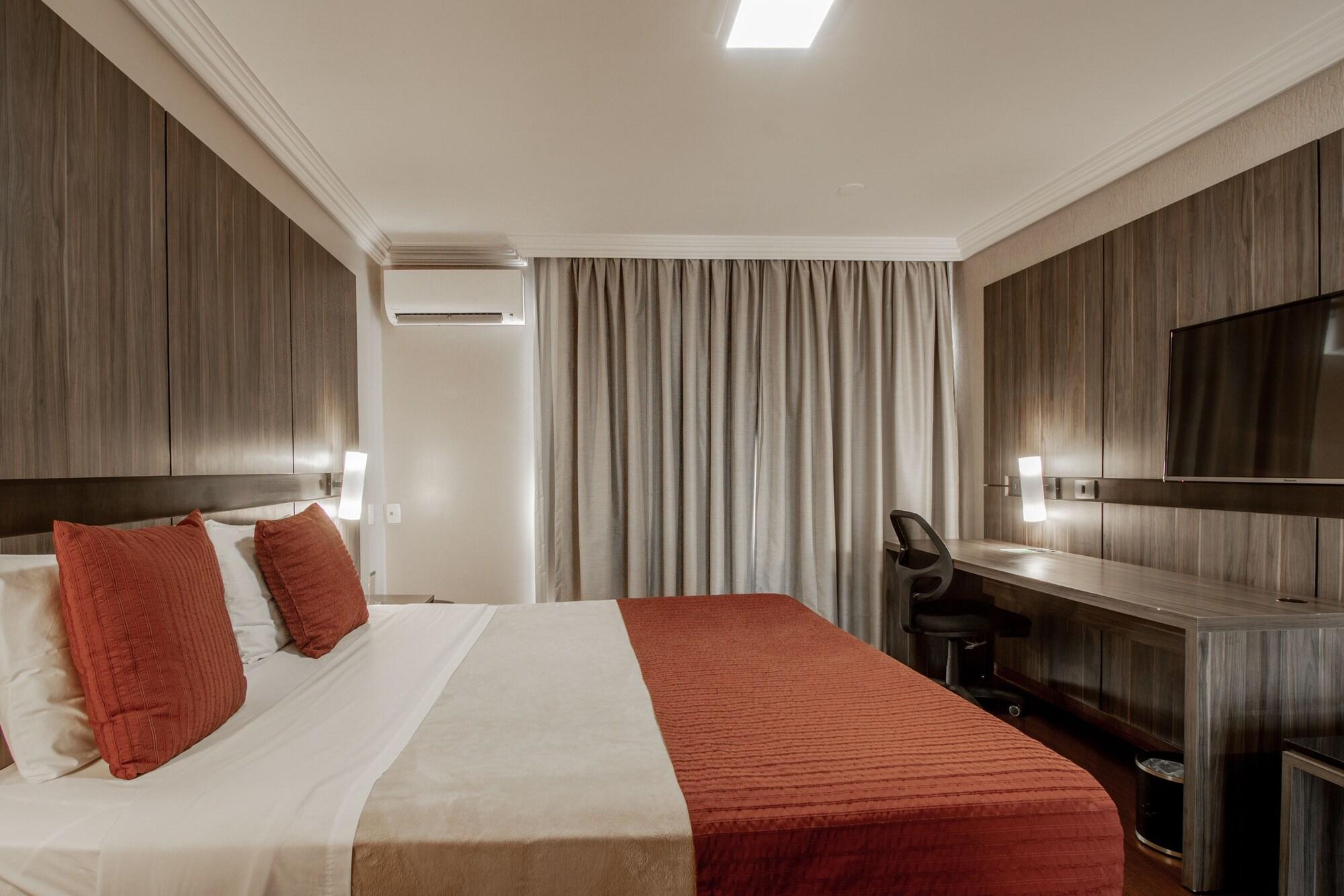 Hotel Deville Express Cascavel كاسكافيل المظهر الخارجي الصورة