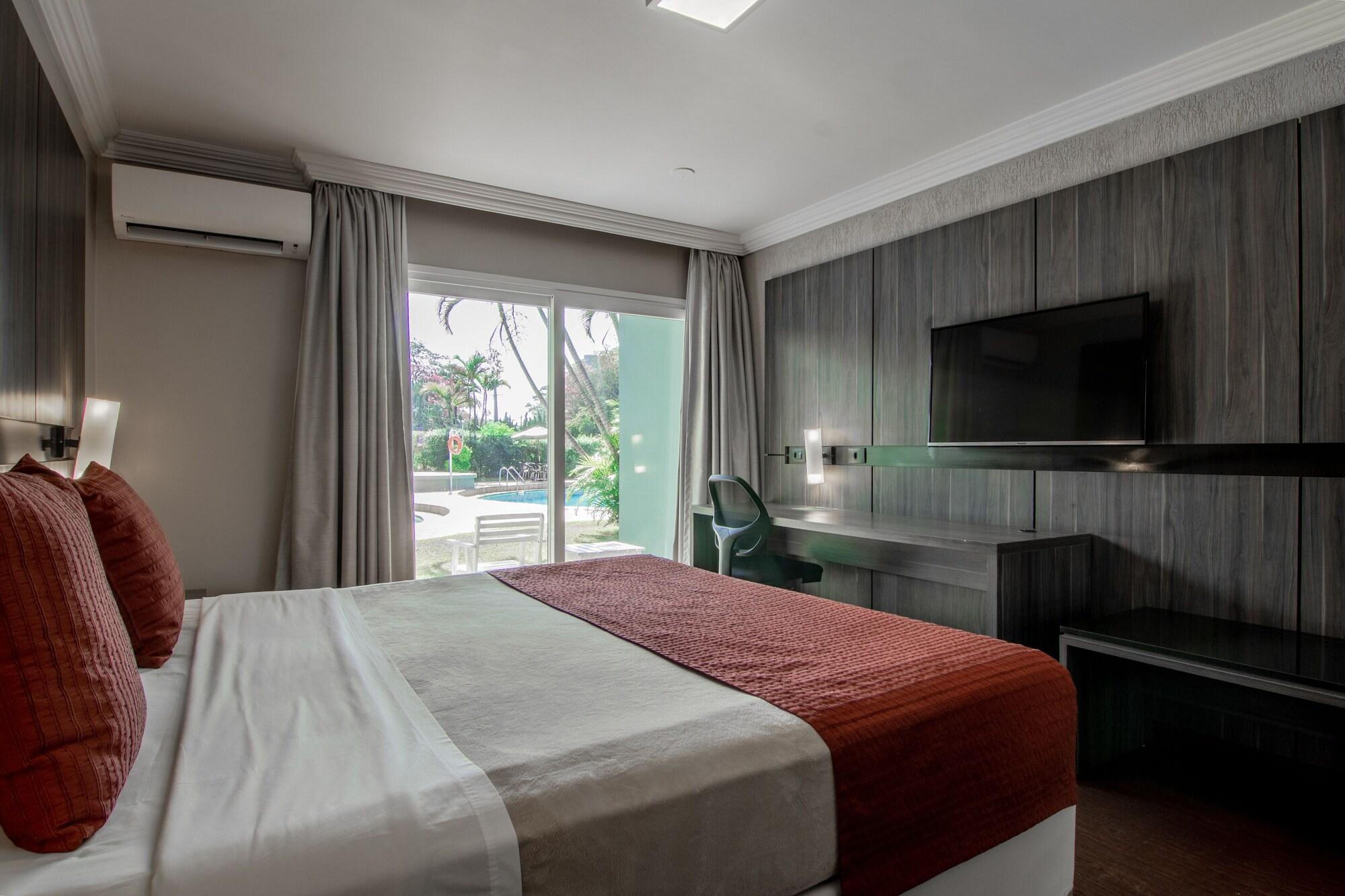 Hotel Deville Express Cascavel كاسكافيل المظهر الخارجي الصورة