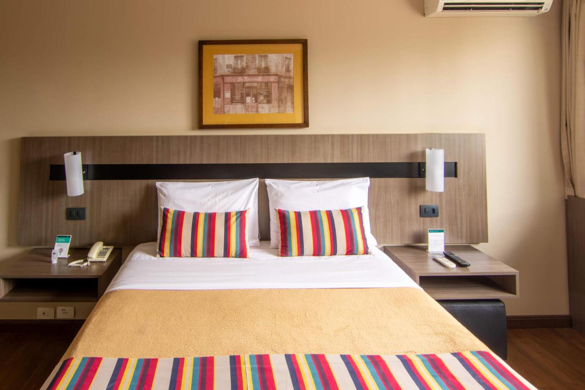 Hotel Deville Express Cascavel كاسكافيل المظهر الخارجي الصورة