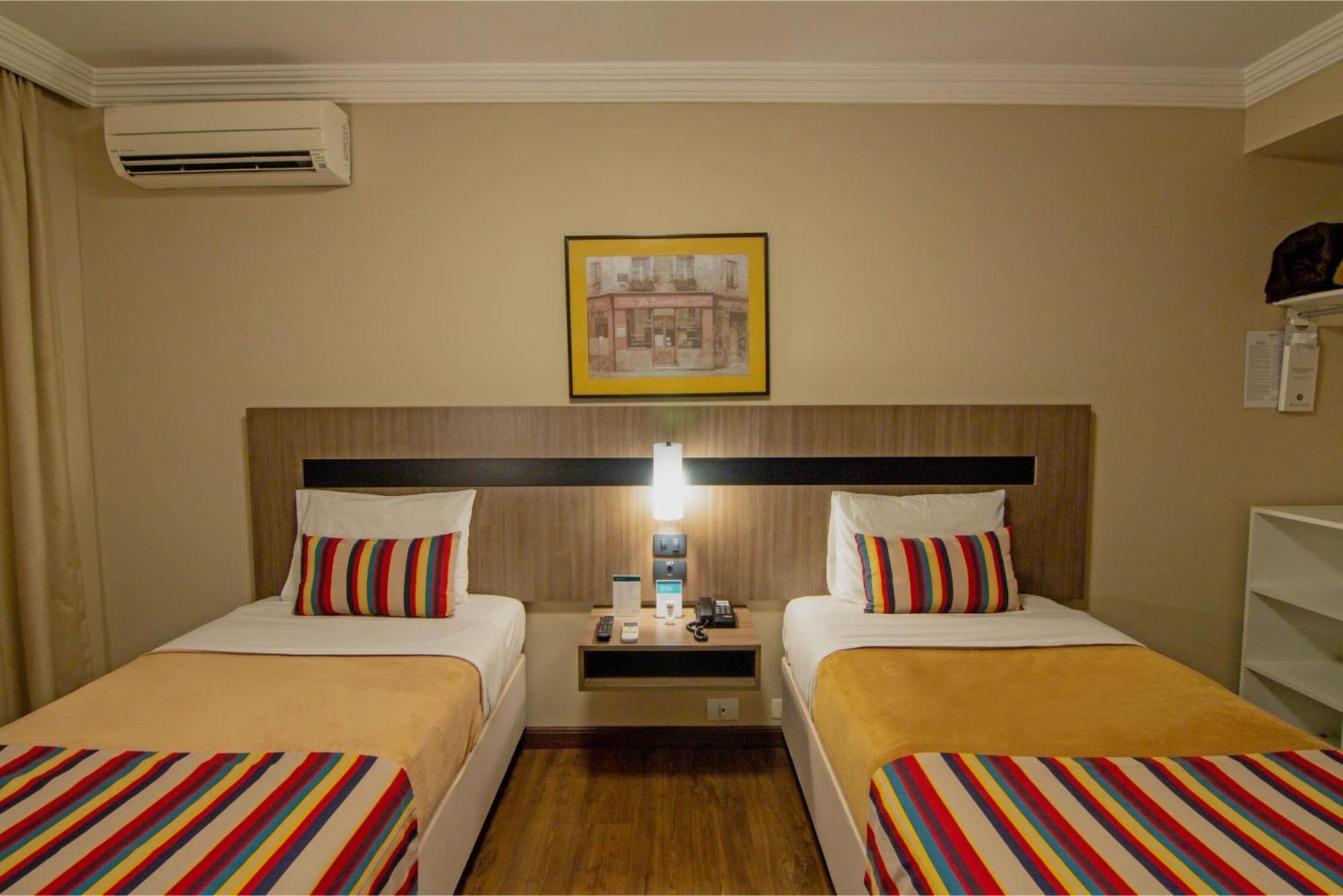 Hotel Deville Express Cascavel كاسكافيل المظهر الخارجي الصورة