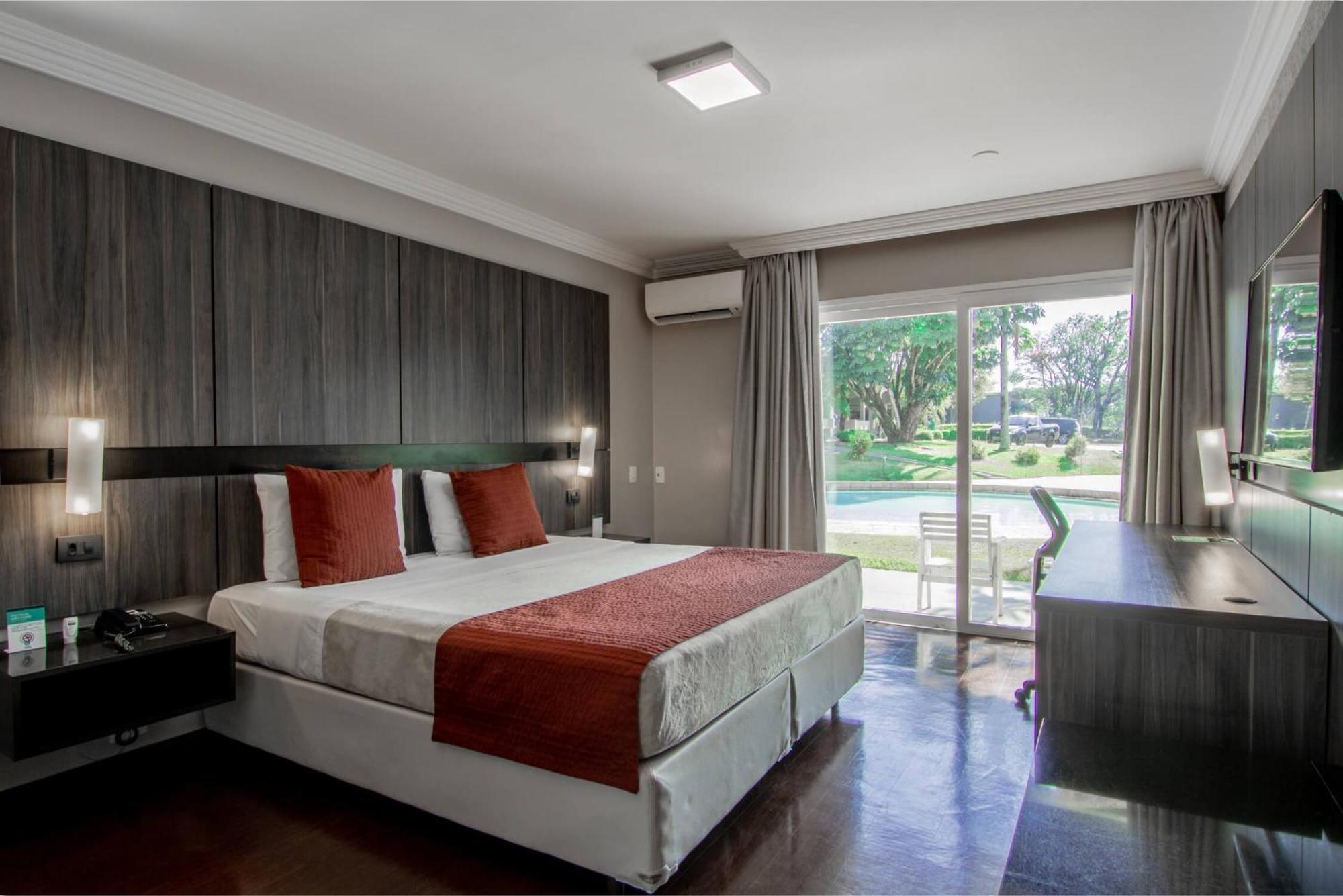 Hotel Deville Express Cascavel كاسكافيل المظهر الخارجي الصورة