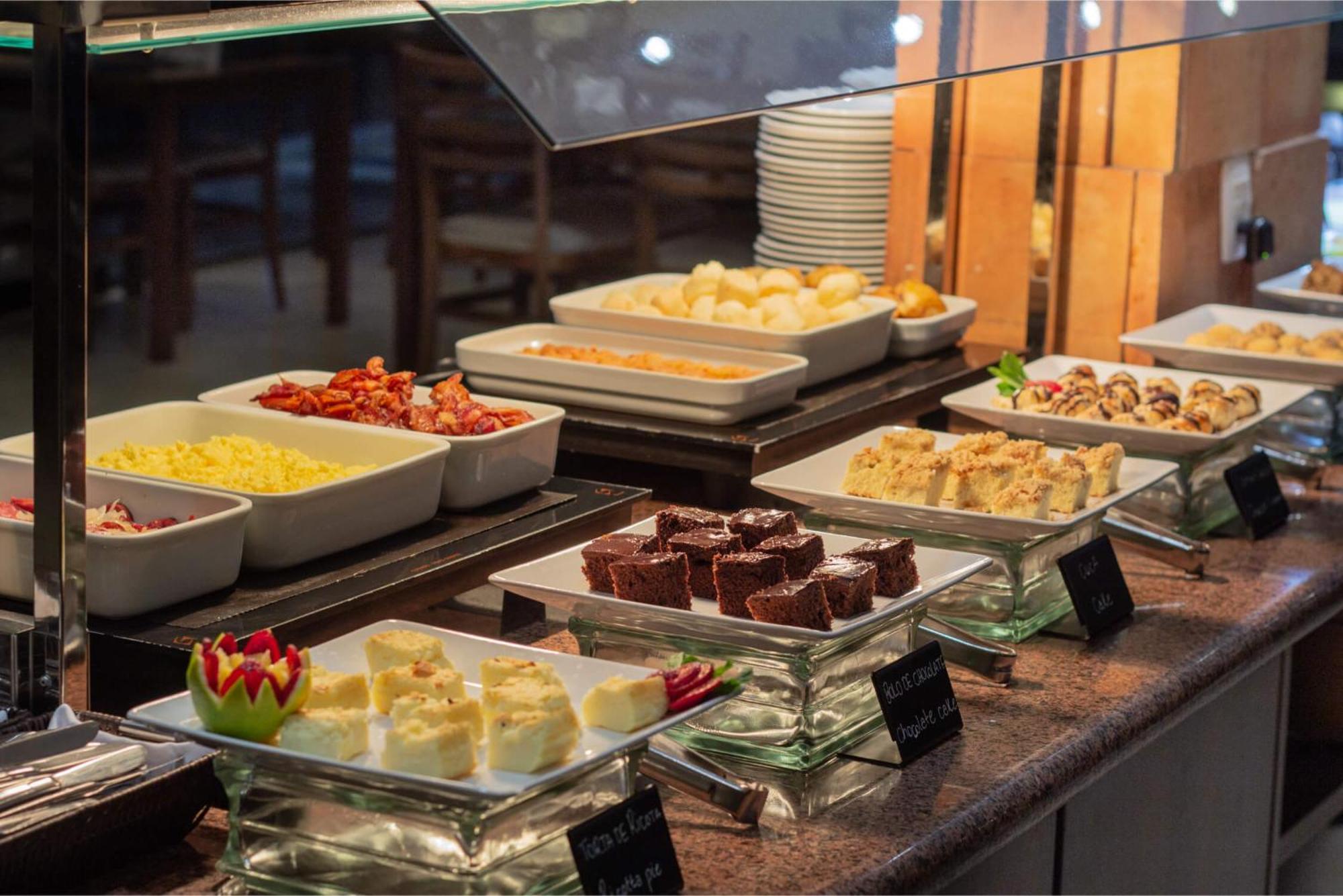 Hotel Deville Express Cascavel كاسكافيل المظهر الخارجي الصورة