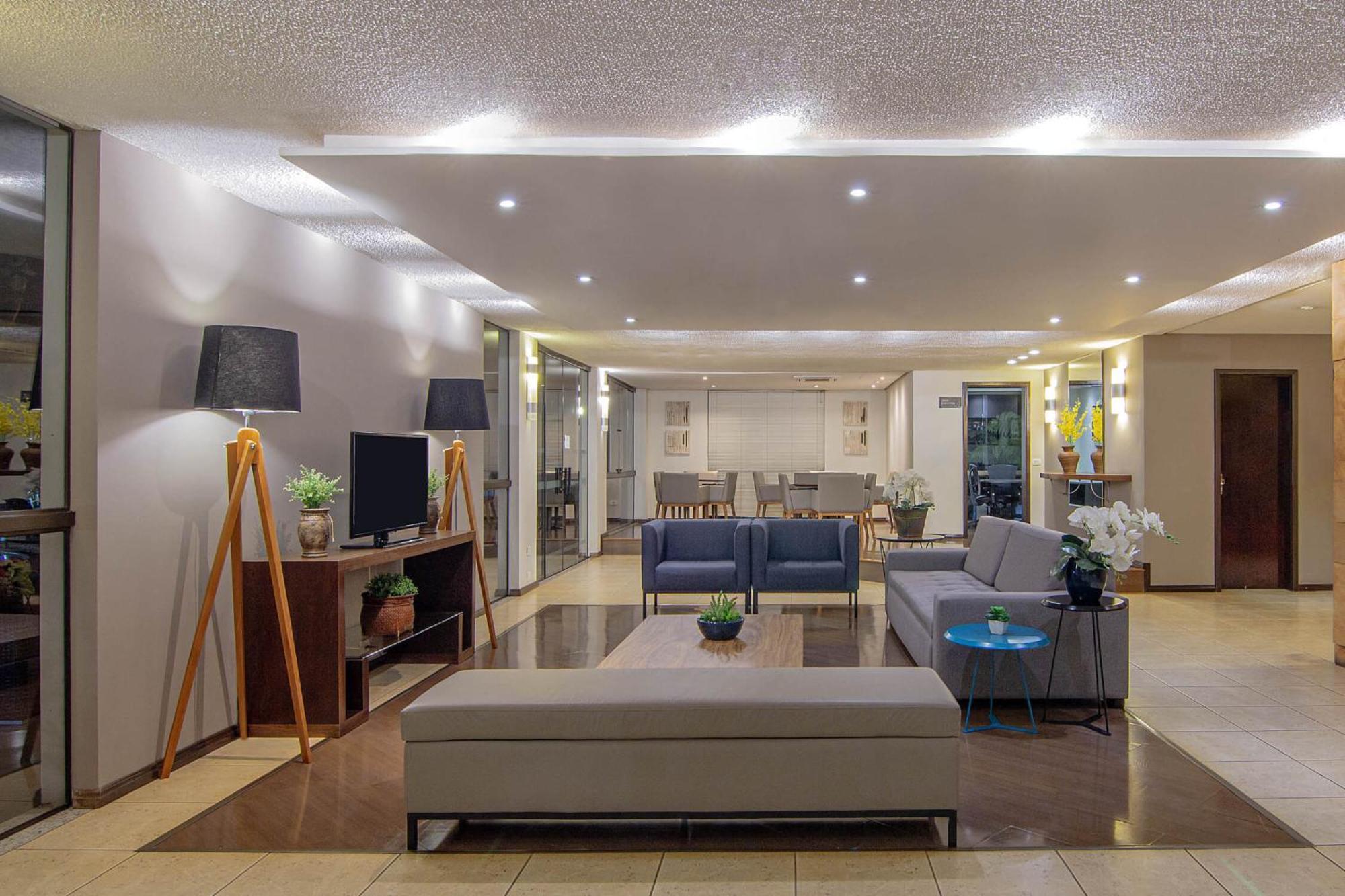 Hotel Deville Express Cascavel كاسكافيل المظهر الخارجي الصورة